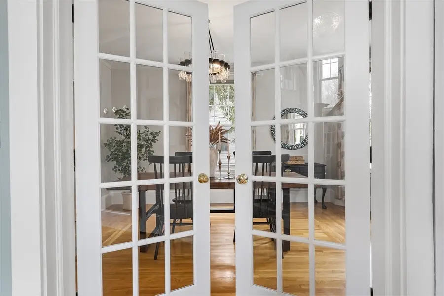 435 Lexington Street, Waltham, MA 02452 - #3