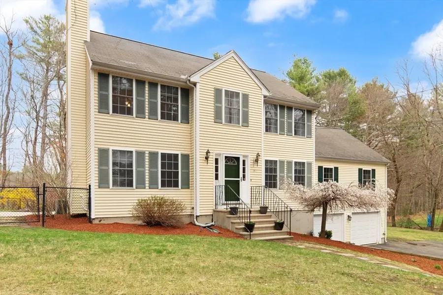 41 Chestnut Rd, Tyngsborough, MA 01879 - #3