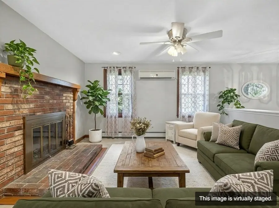 84 Fairview Ave, Rehoboth, MA 02769 - #3