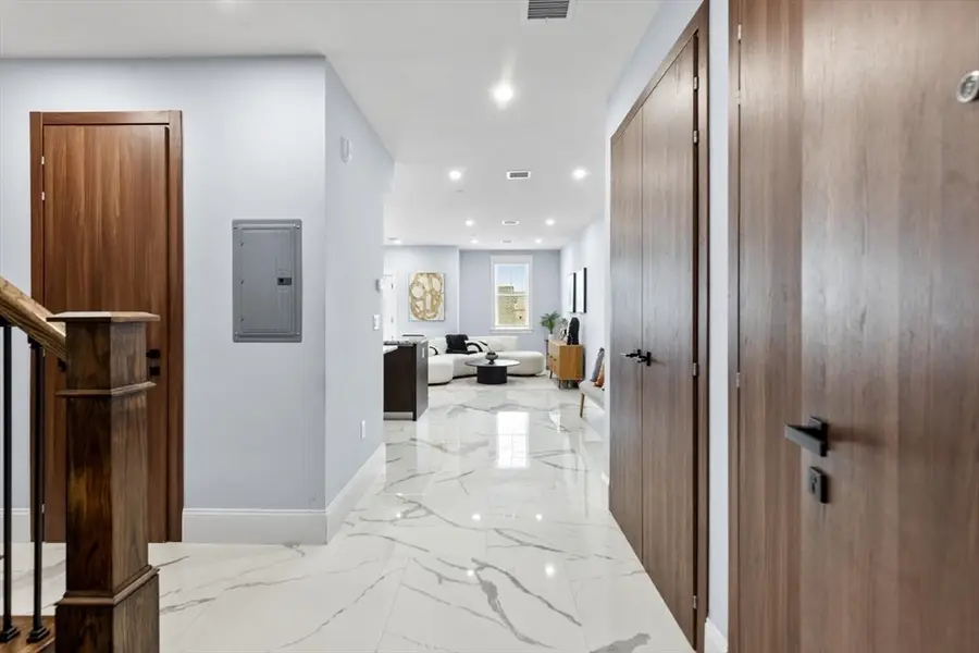 32 Pearl Street #5, Boston, MA 02110 - #3