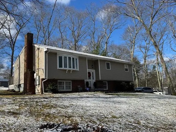 149 Thurber Ave, Attleboro, MA 02703