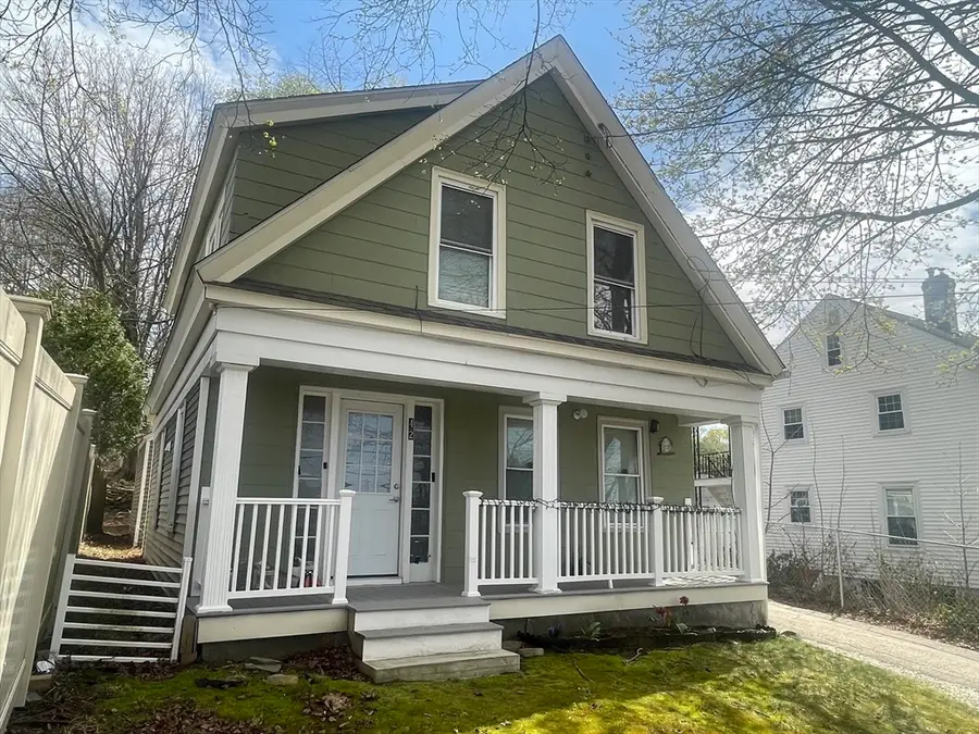 42 E Main St, Webster, MA 01570 - #3