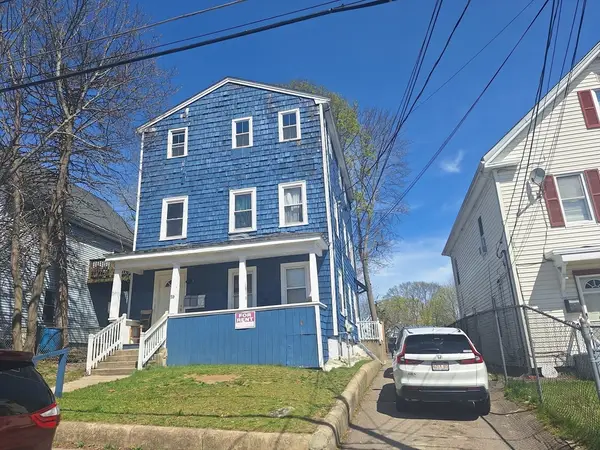 59 Ford St, Brockton, MA 02301