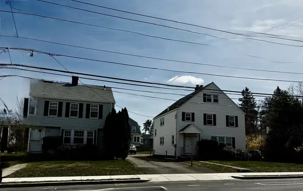 521-523 Burncoat St, Worcester, MA 01606