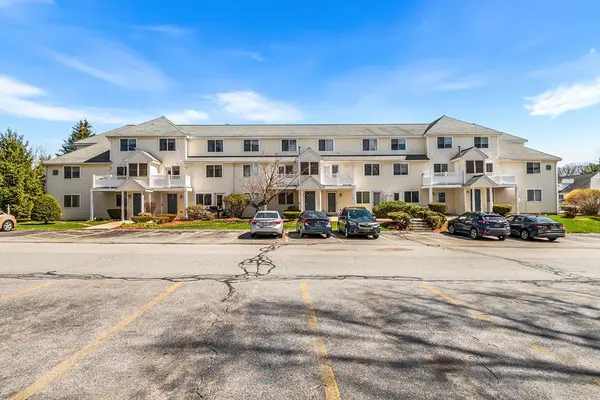 360 Littleton Rd #C7, Chelmsford, MA 01824