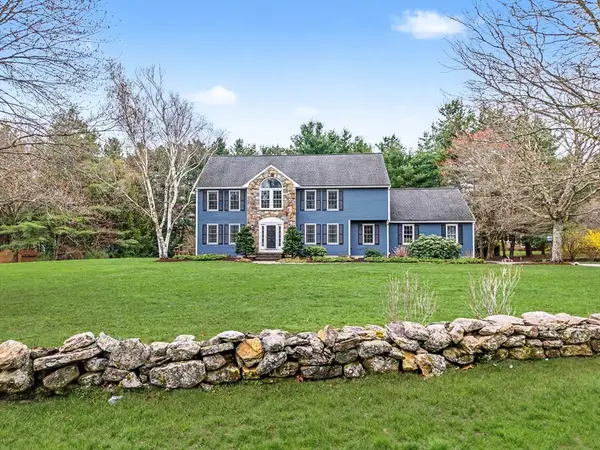 4 Stewart St, Hopkinton, MA 01748