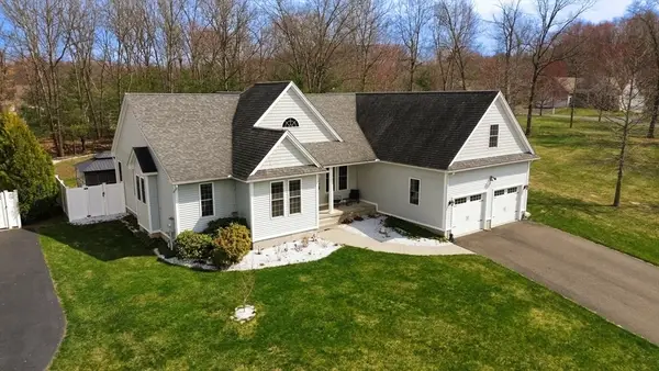 36 Red Bridge Ln, South Hadley, MA 01075