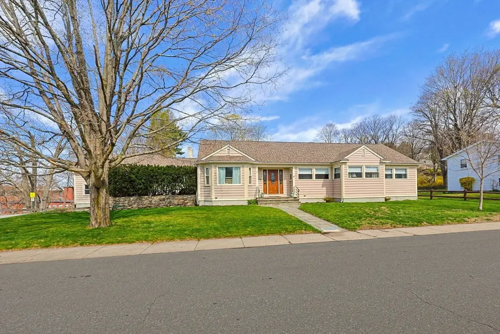 11 Katherine Rd, Woonsocket, RI 02895 - #1
