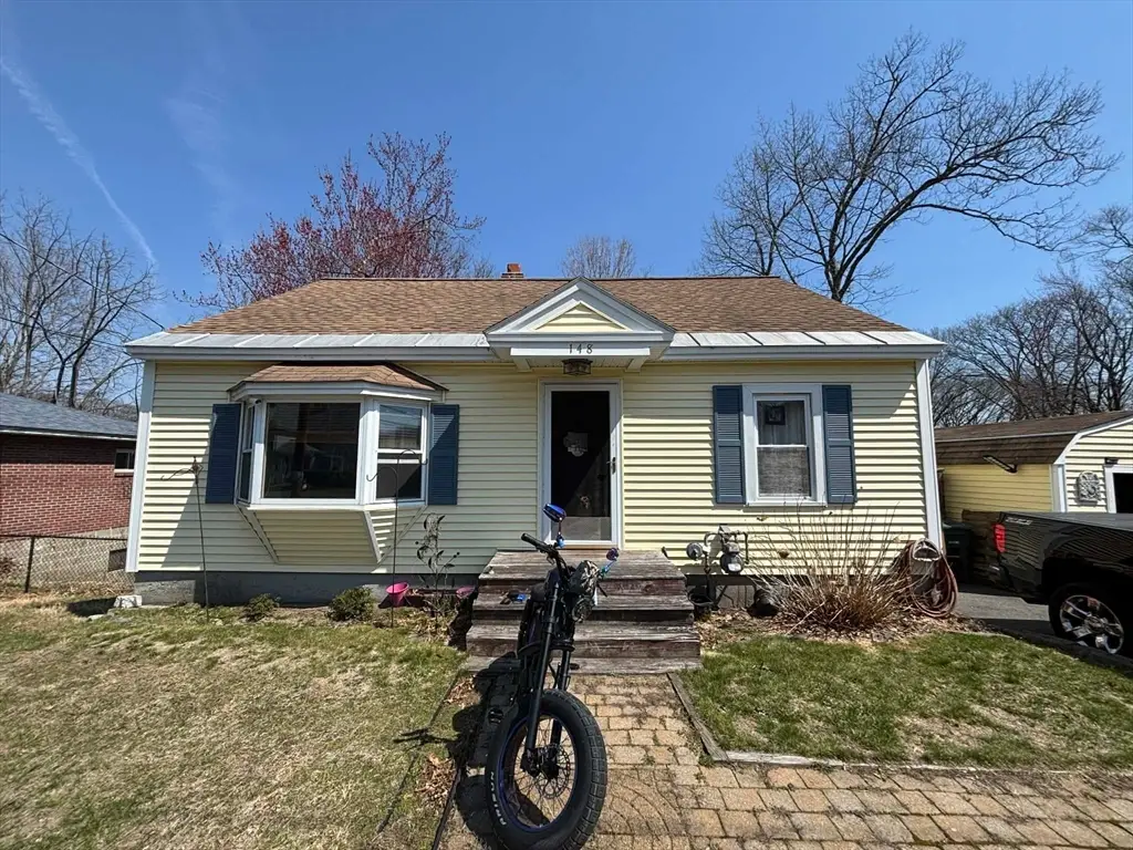 148 Pond St, Leominster, MA 01453 - #1