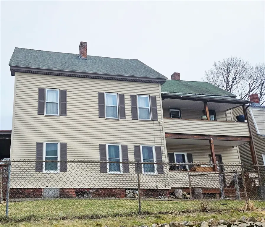 51 Kingsbury St, Worcester, MA 01610 - #3