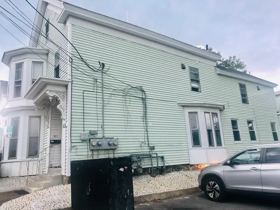 15 4th Street, Lowell, MA 01850 - #3