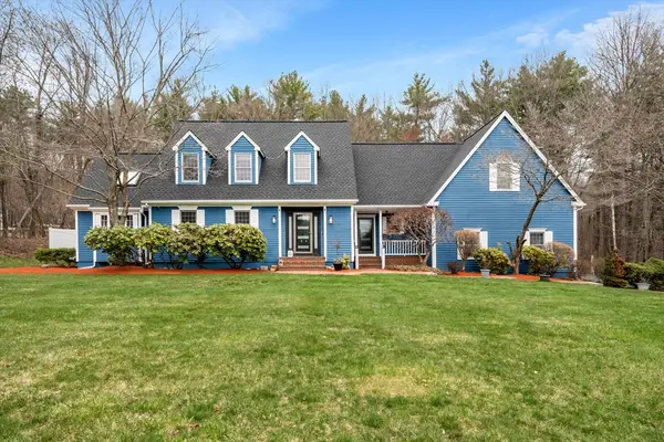 5 Bedros St, Windham, NH 03087
