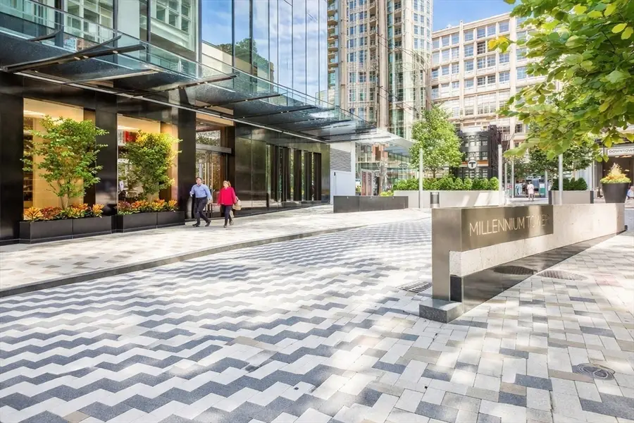 1 Franklin #2114, Boston, MA 02110 - #3