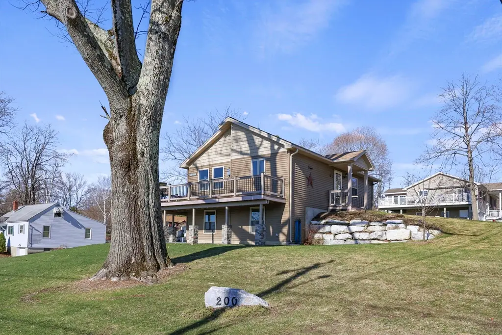 200 Narragansett Ave, Lanesborough, MA 01237 - #1