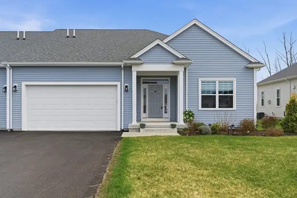 48 Crestwood Circle #26, Northbridge, MA 01588