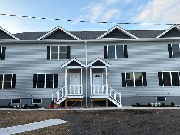 184 Avenue C #M-3, Woonsocket, RI 02895