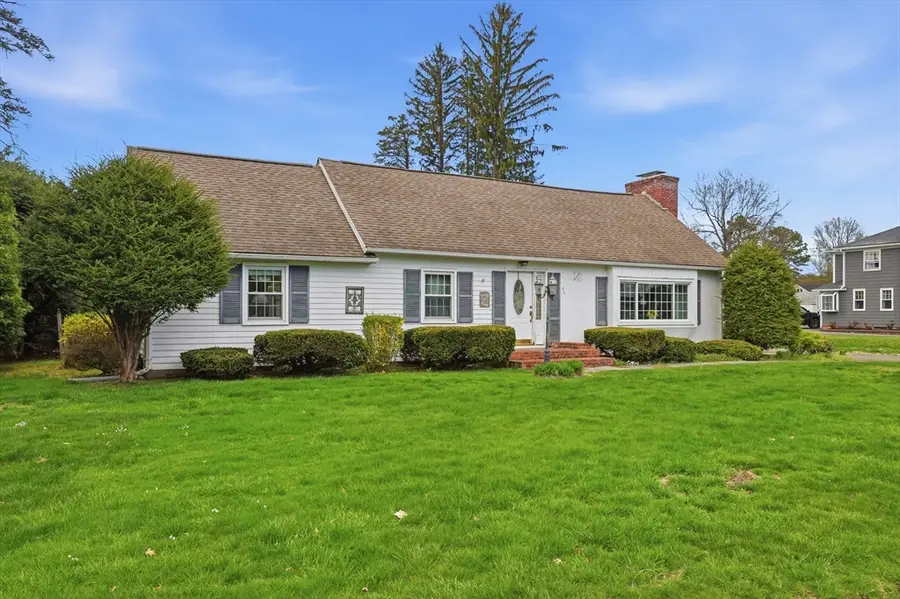 96 Silver St, Agawam, MA 01001 - #3