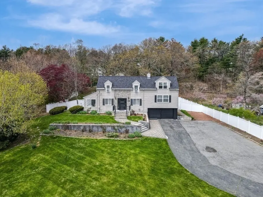 216 Lynn Fells Pkwy, Saugus, MA 01906 - #3