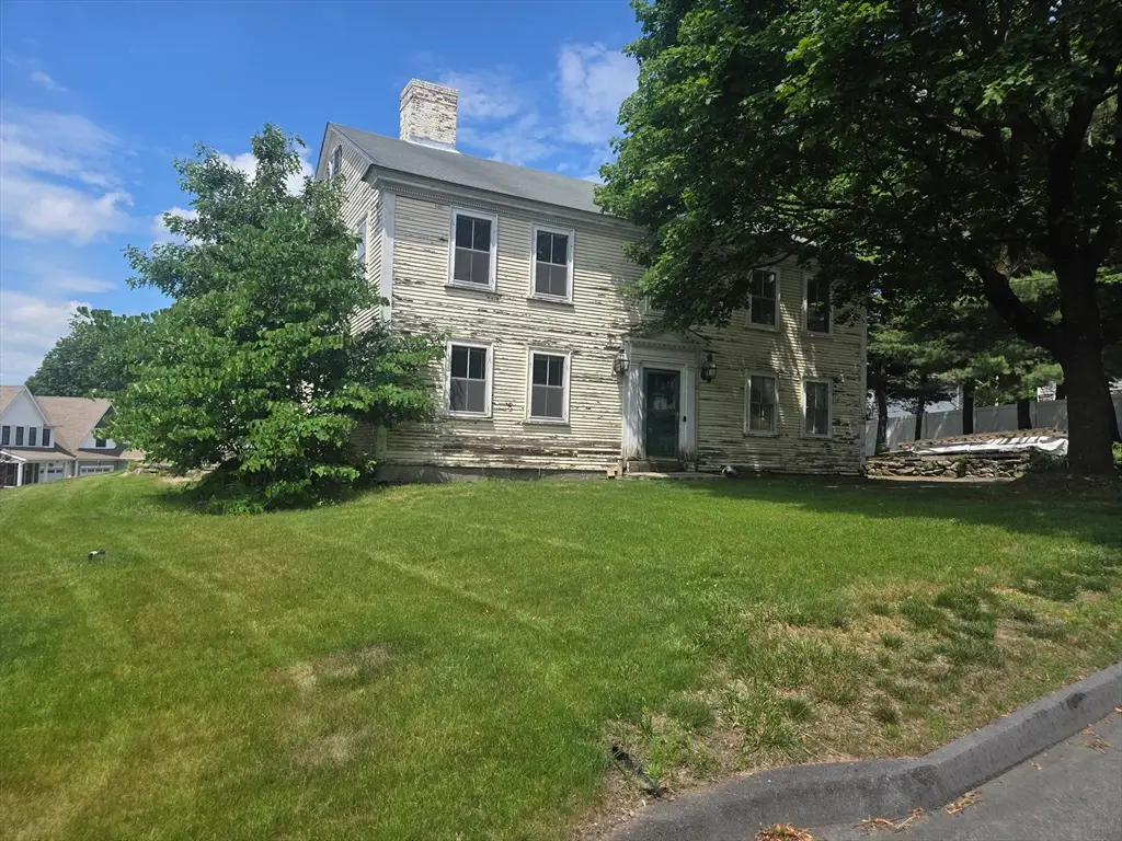 19 Ash St, Marlborough, MA 01752 - #1