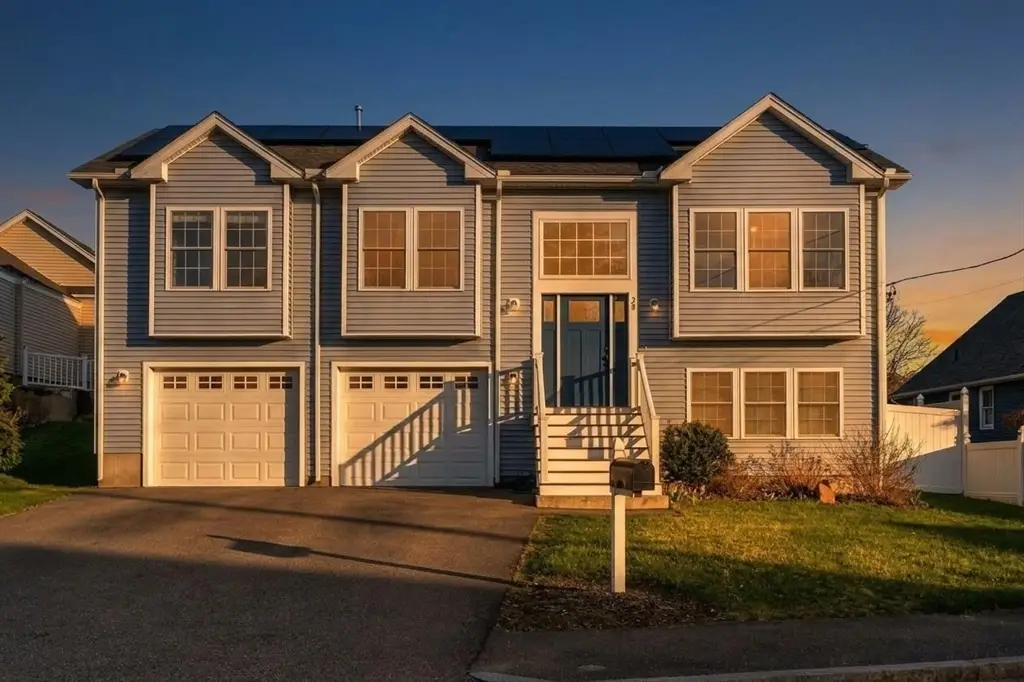 29 Calumet, Johnston, RI 02919 - #1