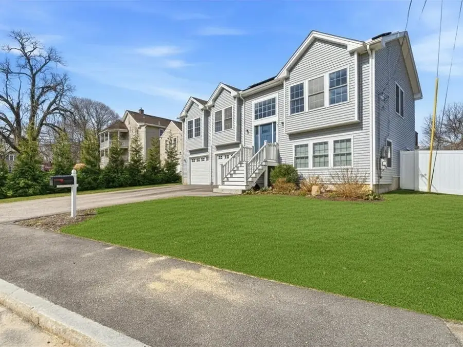 29 Calumet, Johnston, RI 02919 - #2