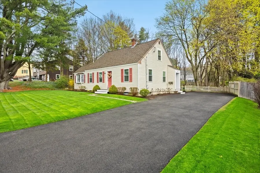 504 Pine St, Weymouth, MA 02190 - #3