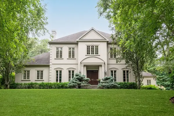 6 Witherbee Ln, Southborough, MA 01772