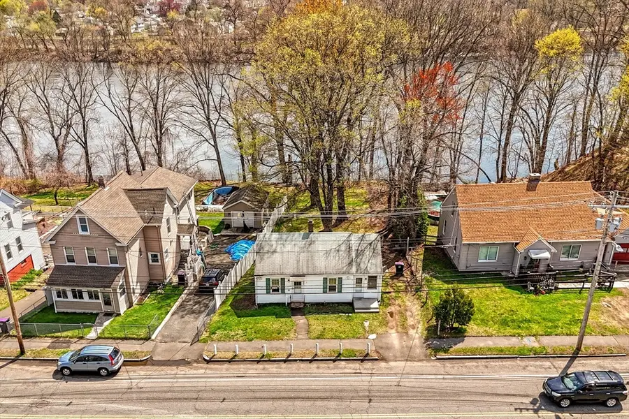 964 Main St, Holyoke, MA 01040 - #2