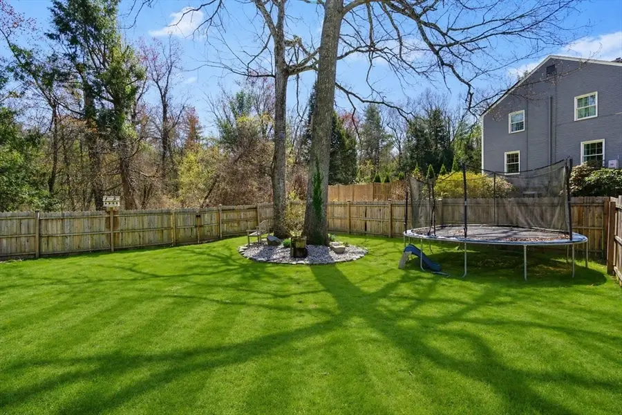 6 Blueberry Hill Rd, Wilbraham, MA 01095 - #3