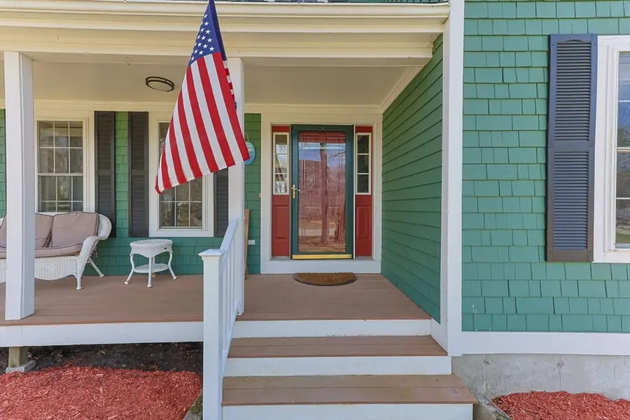 14 Sir Lancelot Dr, Bourne, MA 02532 - #3