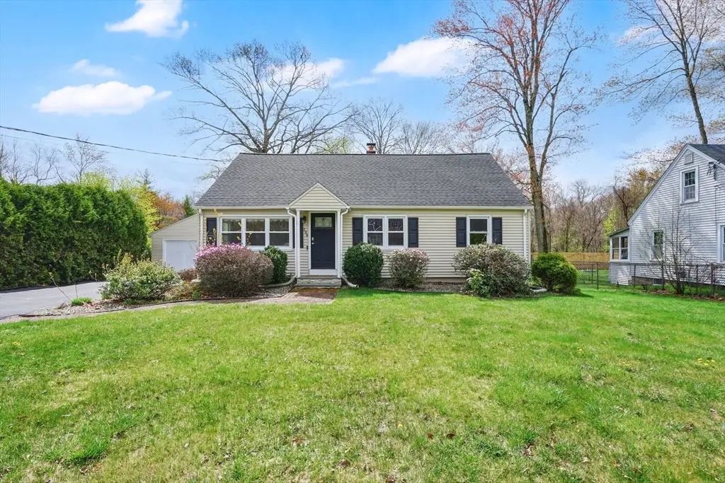 208 School St, Agawam, MA 01001 - #1