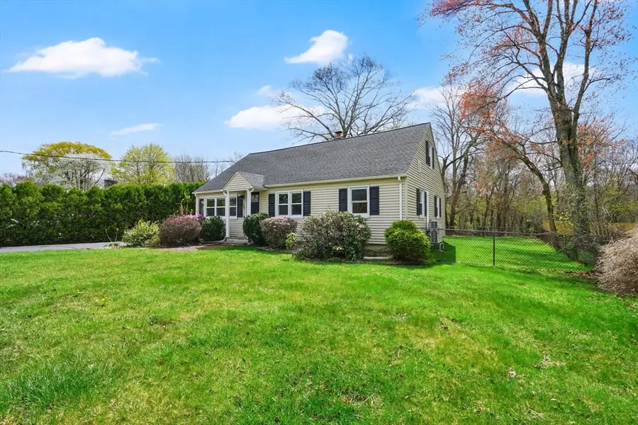 208 School St, Agawam, MA 01001 - #2