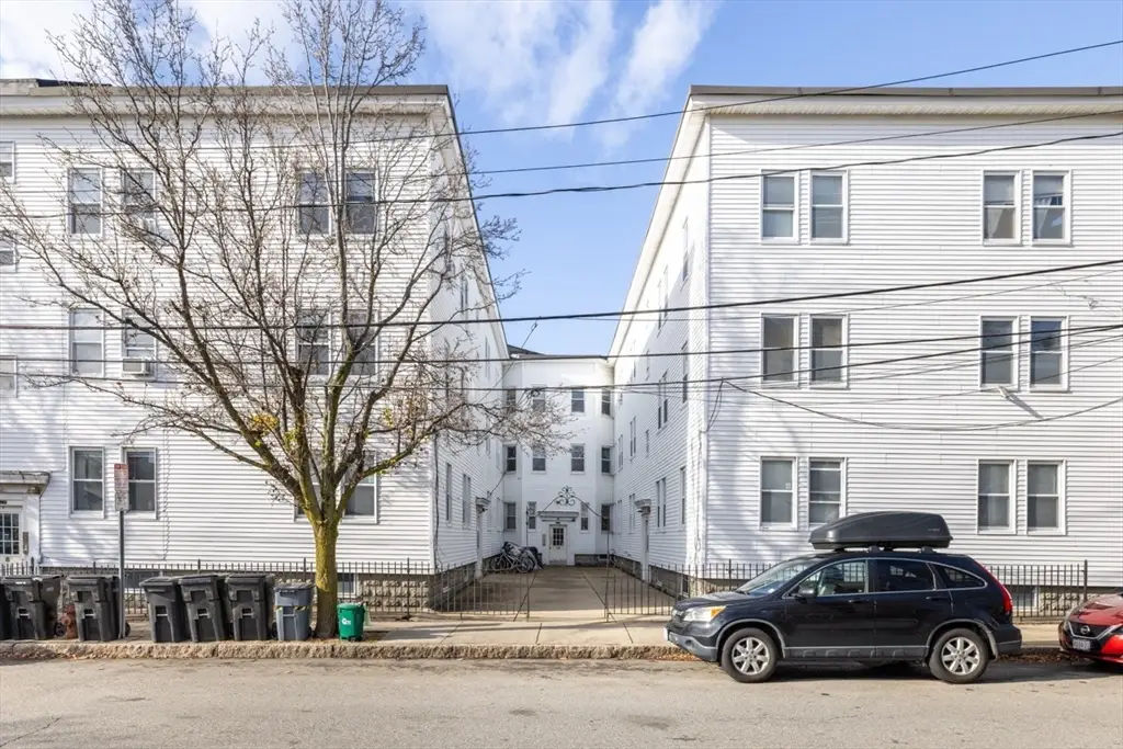 8 Craigie St, Somerville, MA 02143 - #1