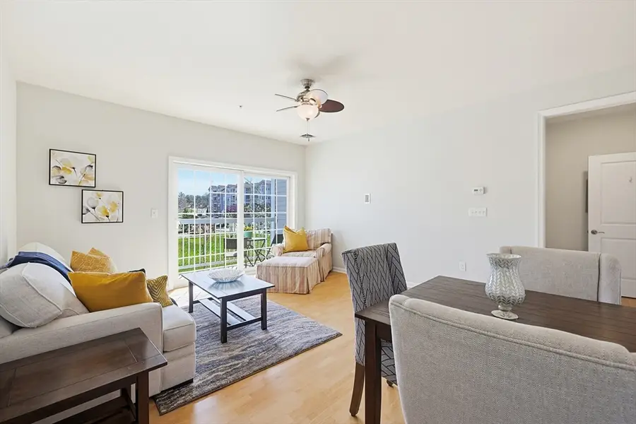 36 Augustus Ct #2012, Reading, MA 01867 - #3