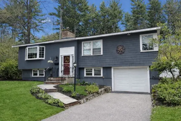 31 Lancaster Drive, Framingham, MA 01701