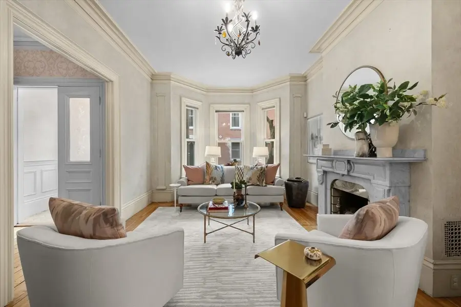 12 Auburn St, Boston, MA 02129 - #2