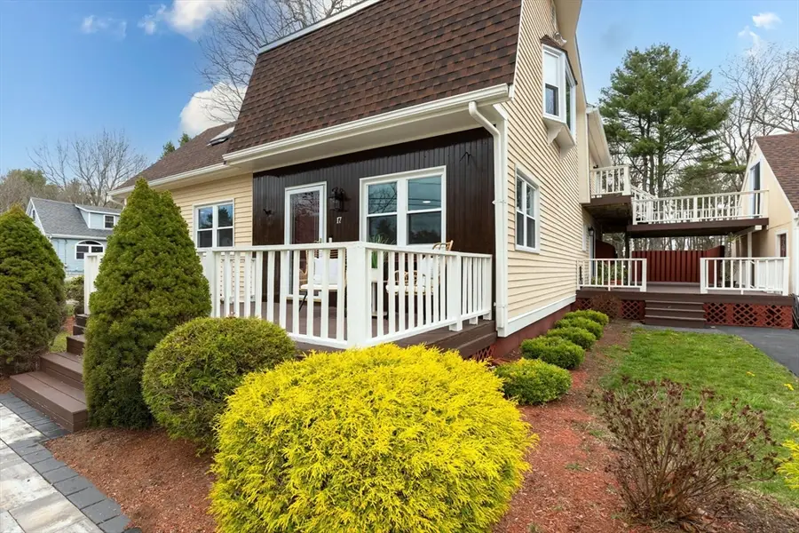 17 Weaver St, West Wareham, MA 02576 - #2