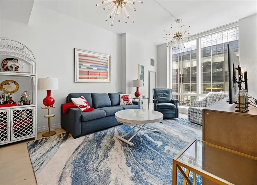 1 Franklin St #1002, Boston, MA 02110 - #2