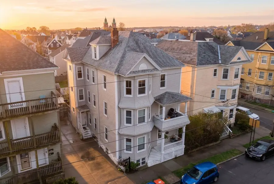 42 Fair St, New Bedford, MA 02740 - #3