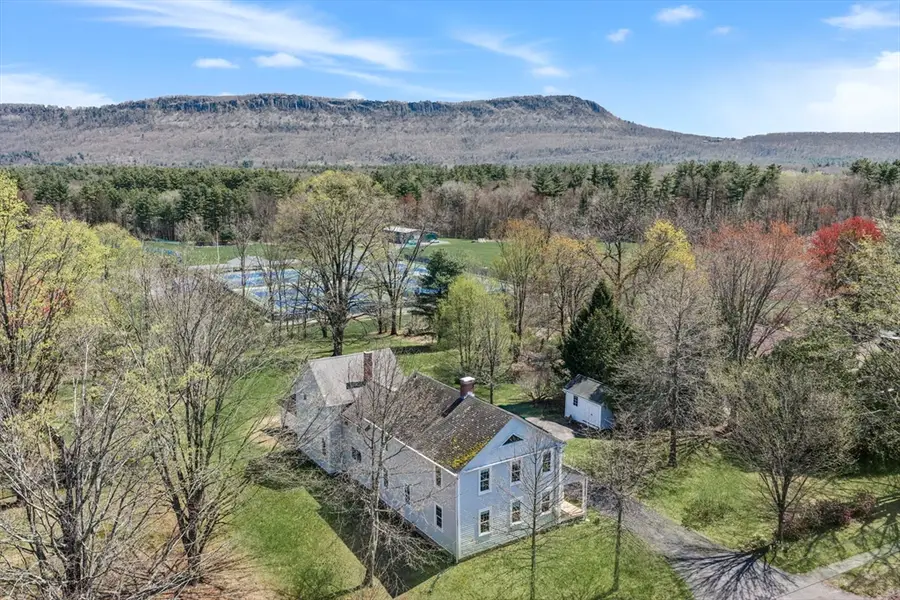 158 Park St, Easthampton, MA 01027 - #2