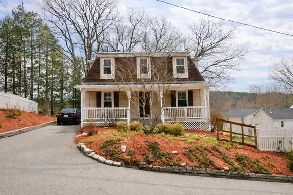 17 Fairview Street, Fitchburg, MA 01420