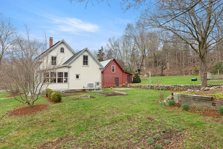 35 Addison Street, Essex, MA 01929 - #3