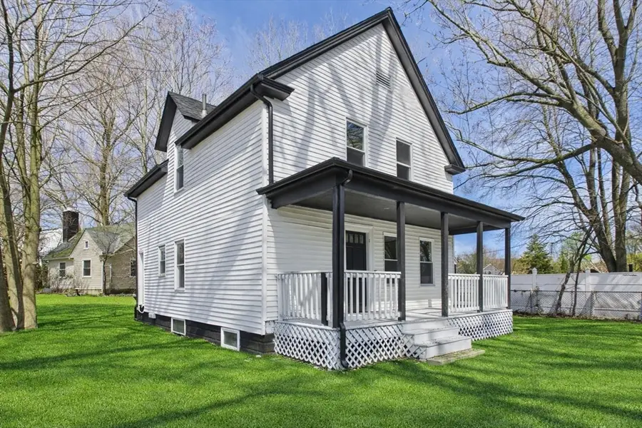 12 Sherman St, Attleboro, MA 02703 - #3