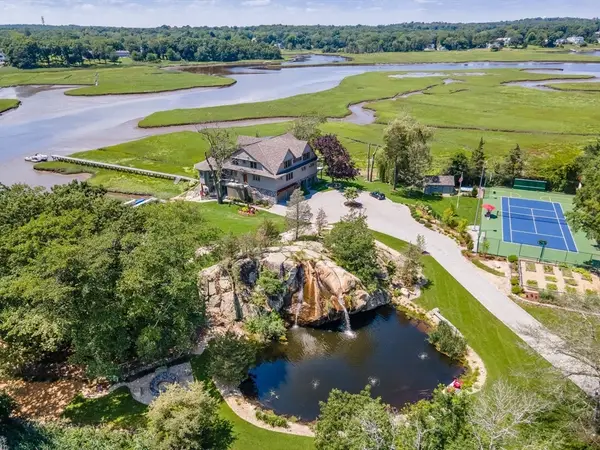 67 Border St, Scituate, MA 02066