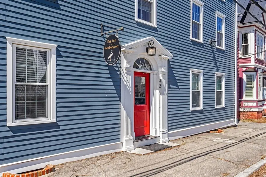 32 Market St, Newburyport, MA 01950 - #3