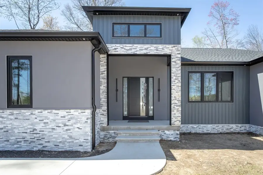 134 Russellvile Rd, Westfield, MA 01085 - #2