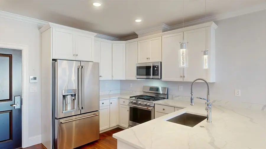 87 Medford St #215, Medford, MA 02155 - #2