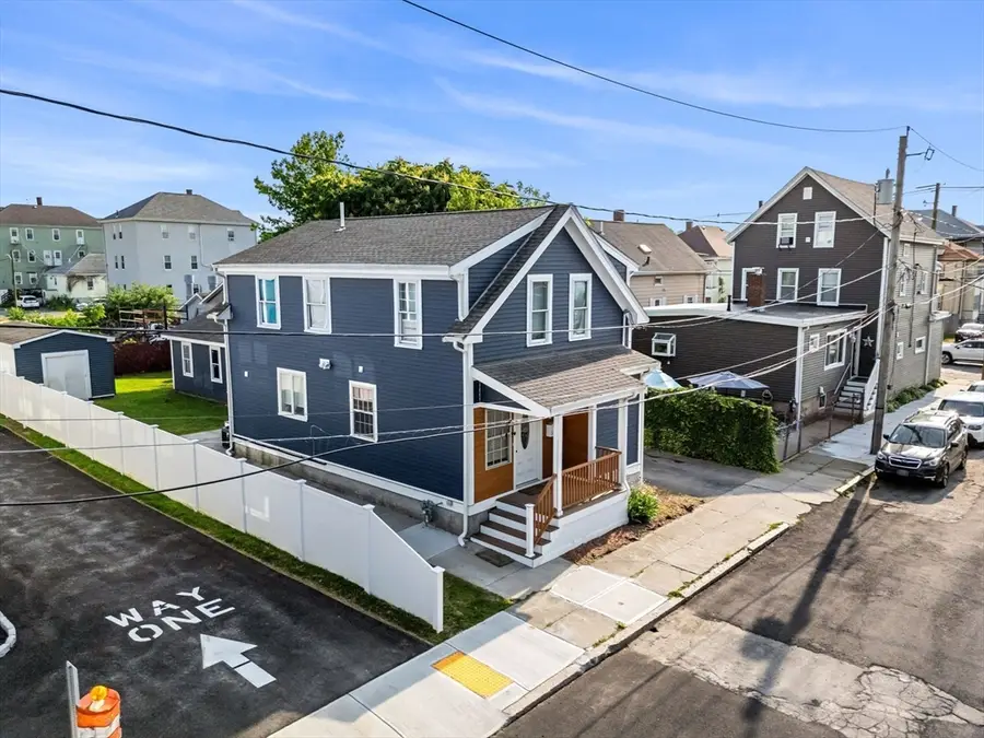 883 Grinnell St, Fall River, MA 02721 - #2