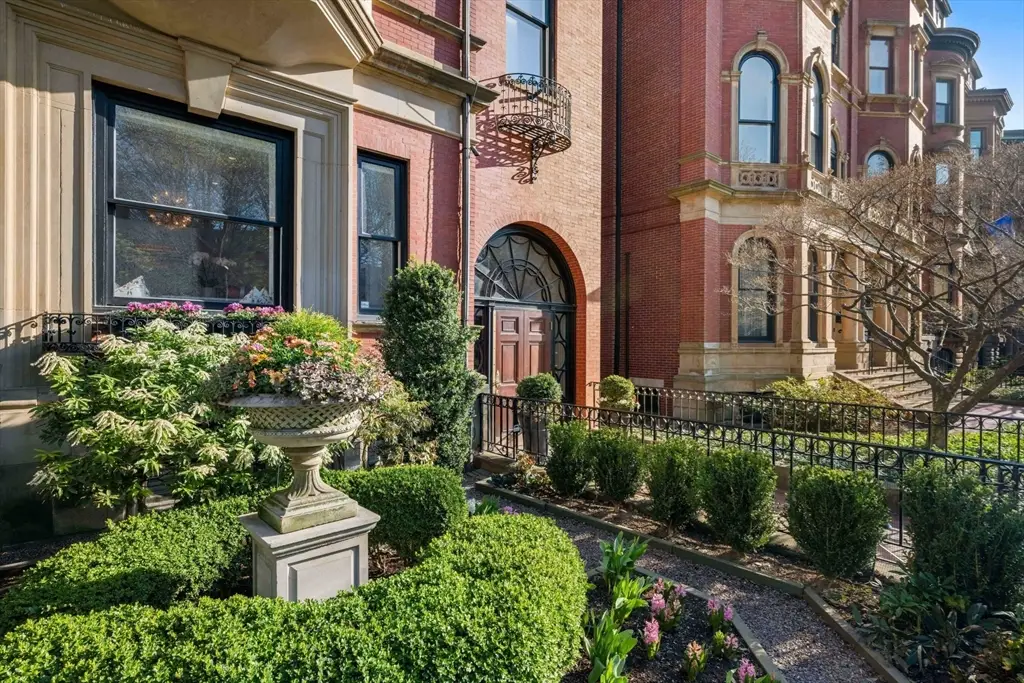 36 Commonwealth Ave #1, Boston, MA 02116 - #1