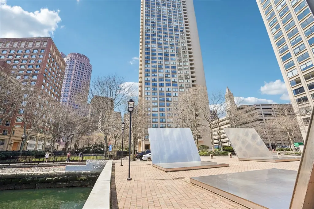 65 East India Row #PHE, Boston, MA 02110 - #1